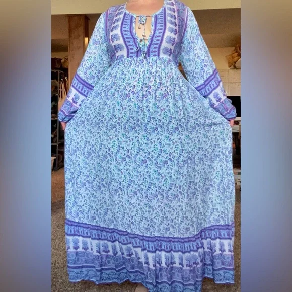 Wilde Belle Purple and White Gypsy Maxi Dress - Picture 3 of 7